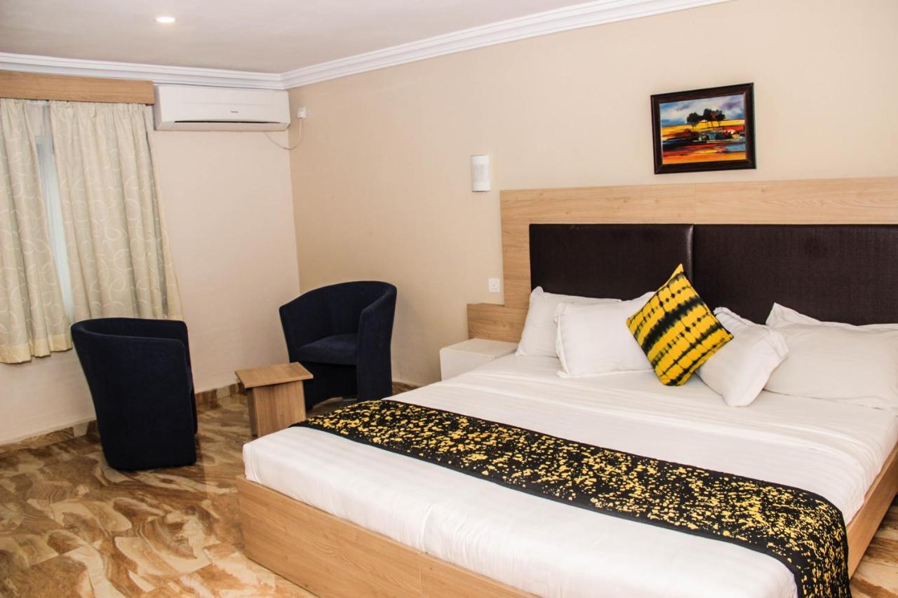 Visa Karena Hotels Port Harcourt Kültér fotó