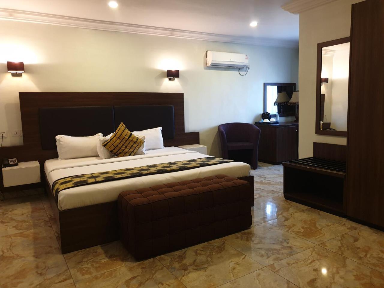 Visa Karena Hotels Port Harcourt Kültér fotó